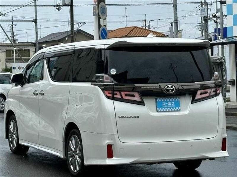 VELLFIRE-4