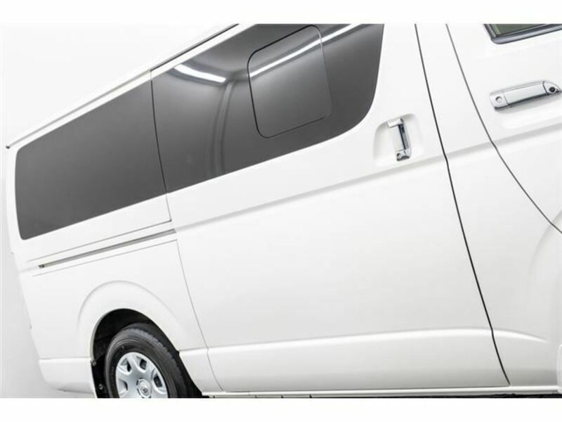 HIACE VAN-8