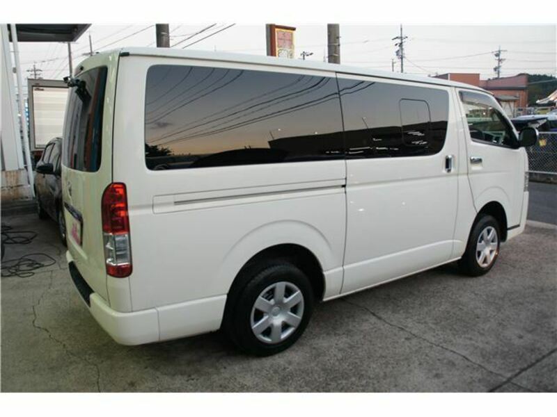 HIACE VAN-22