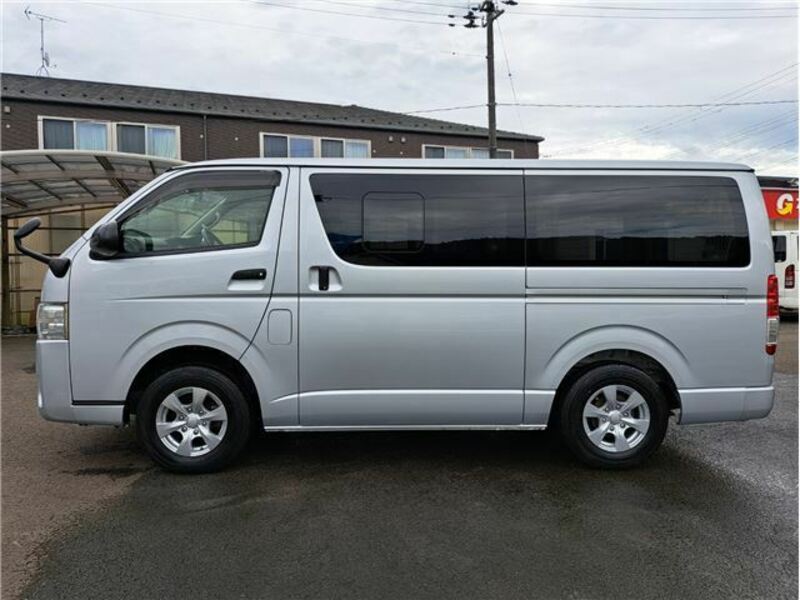 HIACE VAN-28