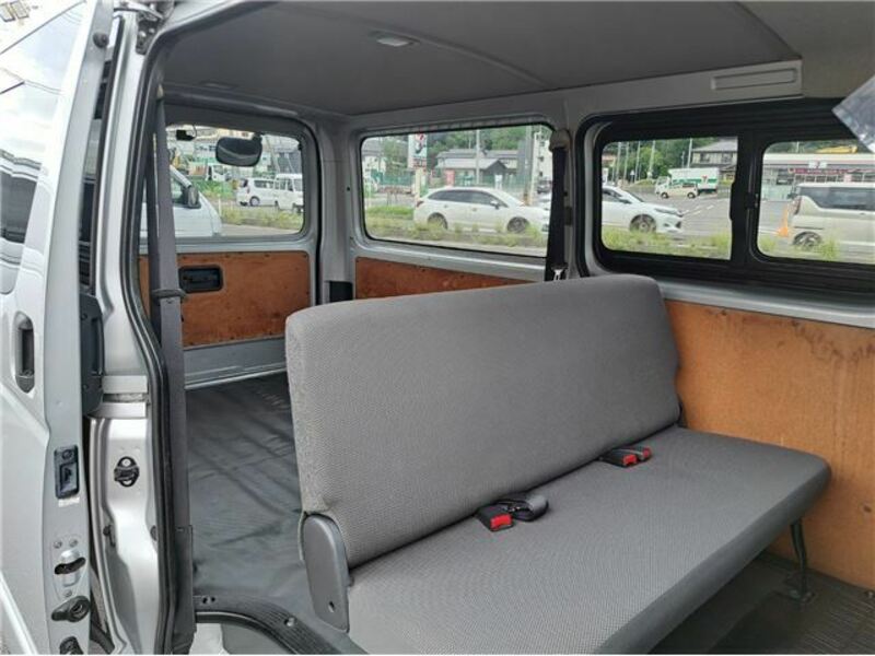 HIACE VAN-38