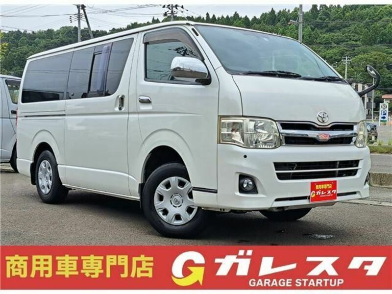 HIACE VAN