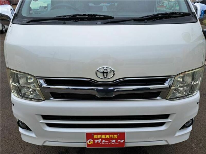 HIACE VAN-4