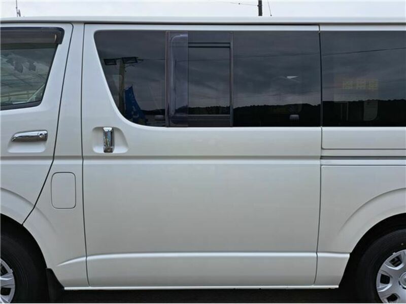 HIACE VAN-27