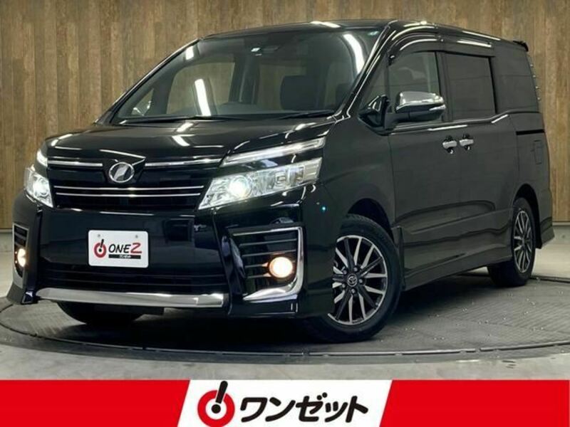 TOYOTA　VOXY