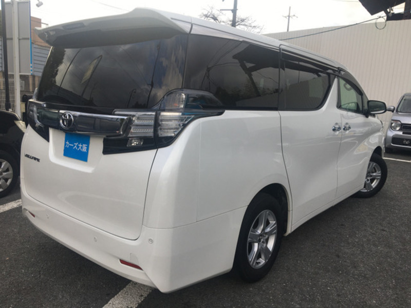 VELLFIRE-3