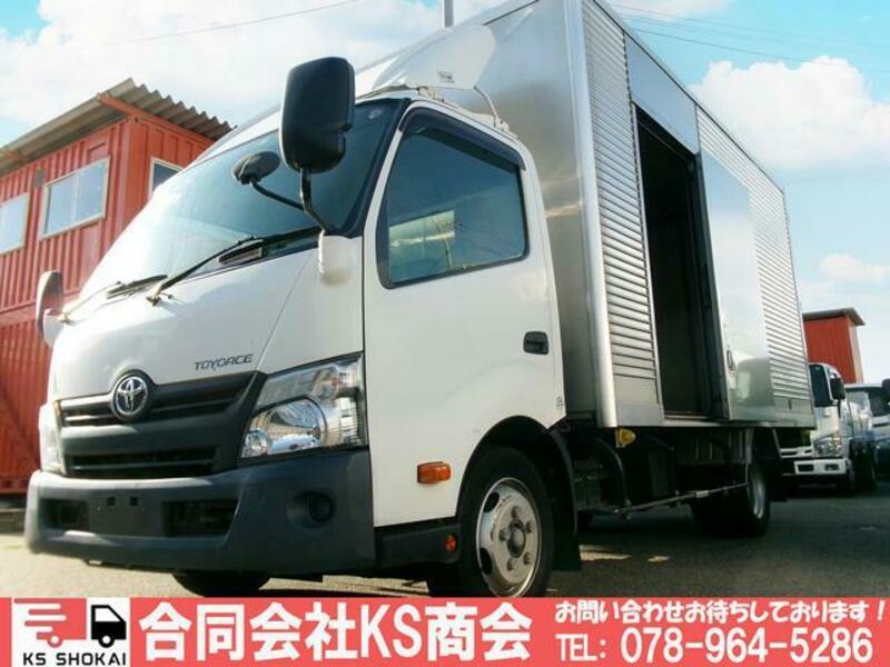 TOYOTA　TOYOACE