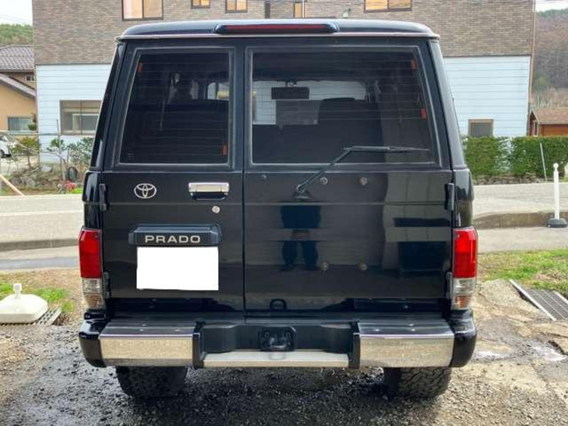 LAND CRUISER PRADO-3