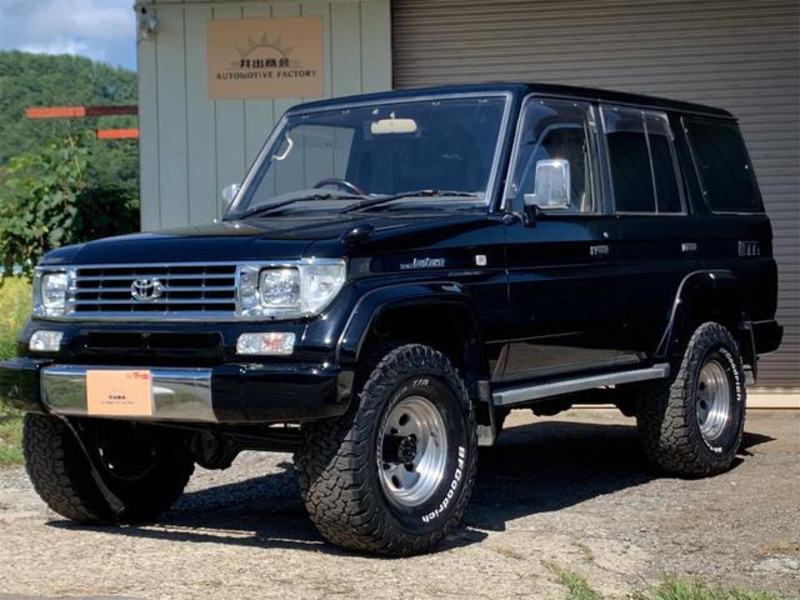 TOYOTA　LAND CRUISER PRADO