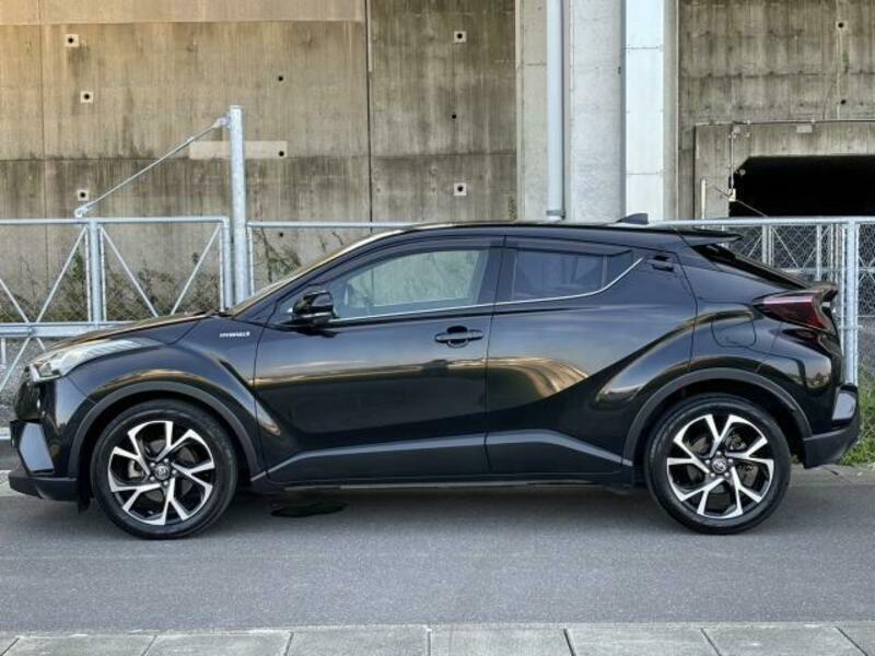 C-HR-7