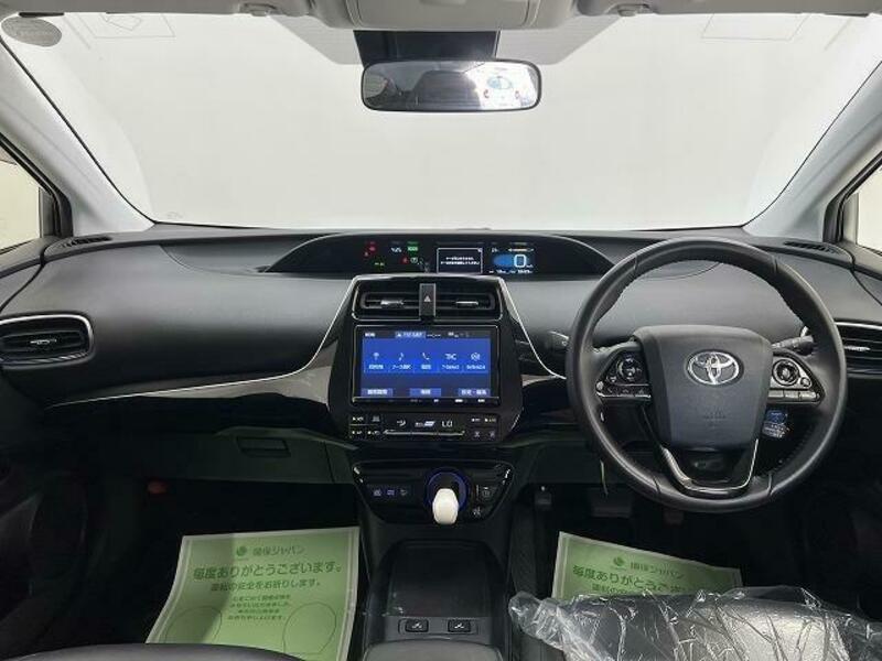 PRIUS-18