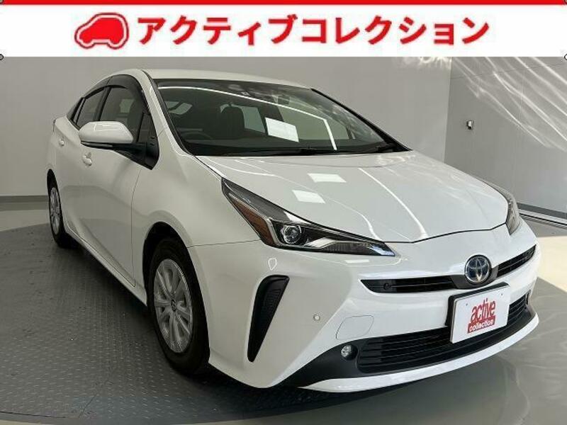 TOYOTA　PRIUS