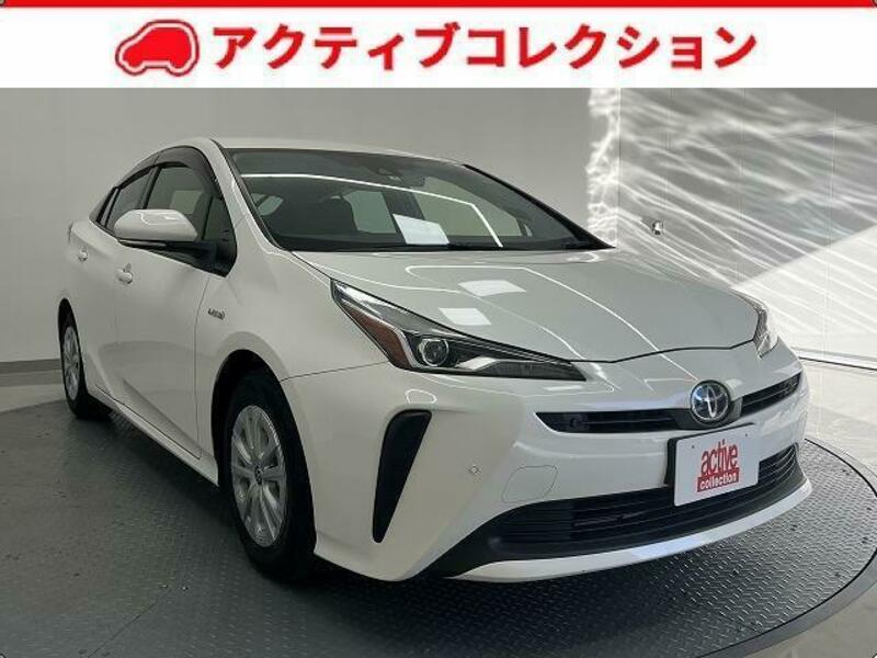 TOYOTA　PRIUS