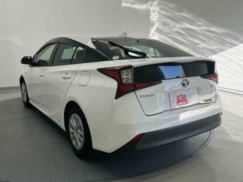 PRIUS-12