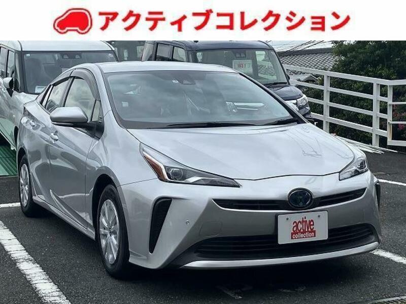 TOYOTA　PRIUS