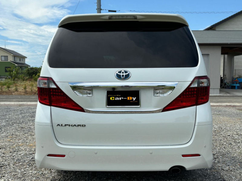 ALPHARD-10