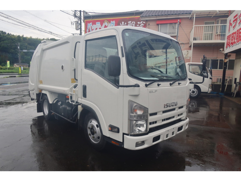 ISUZU　ELF