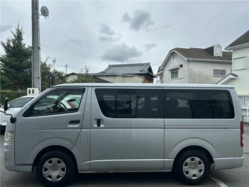 HIACE VAN-4