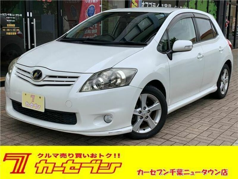 TOYOTA　AURIS