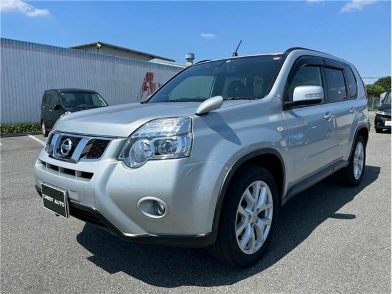 NISSAN　X-TRAIL