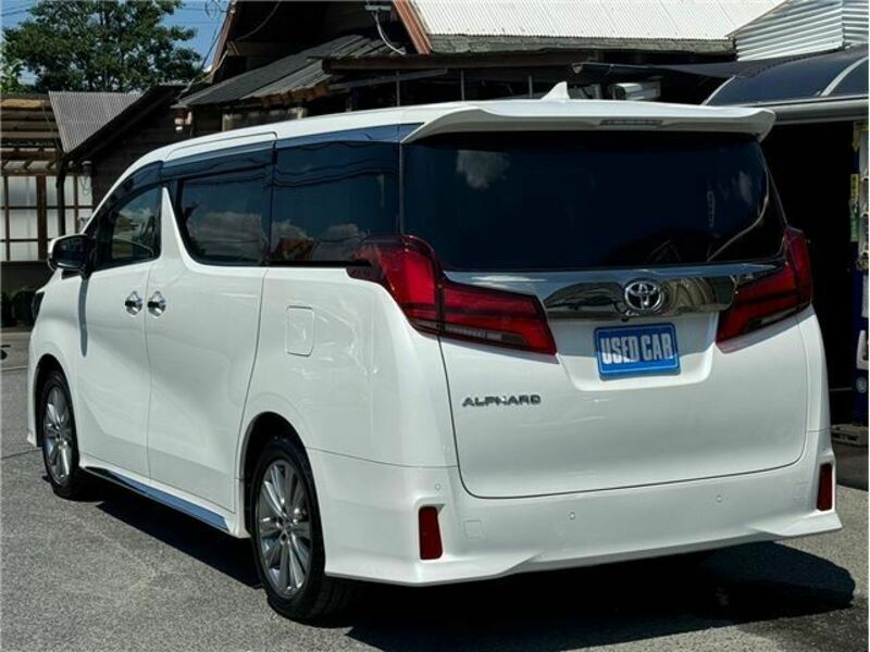 VELLFIRE-8