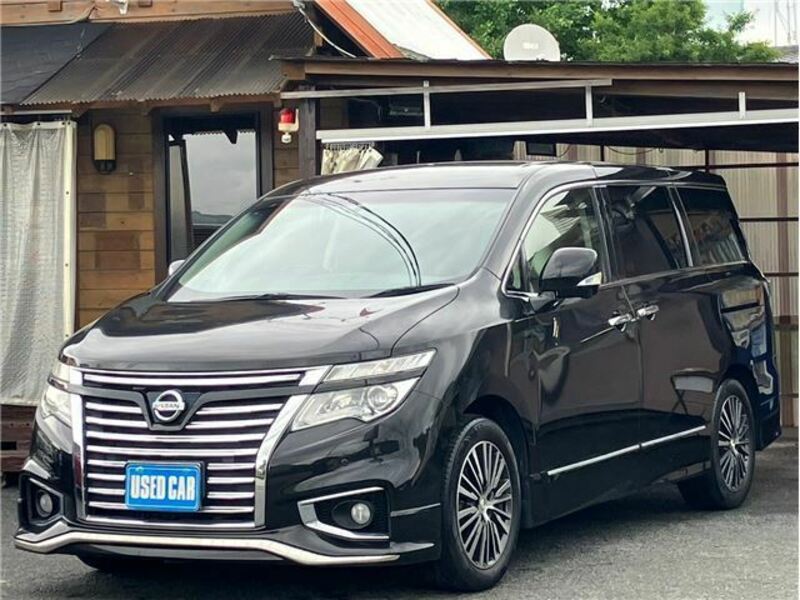 NISSAN　ELGRAND