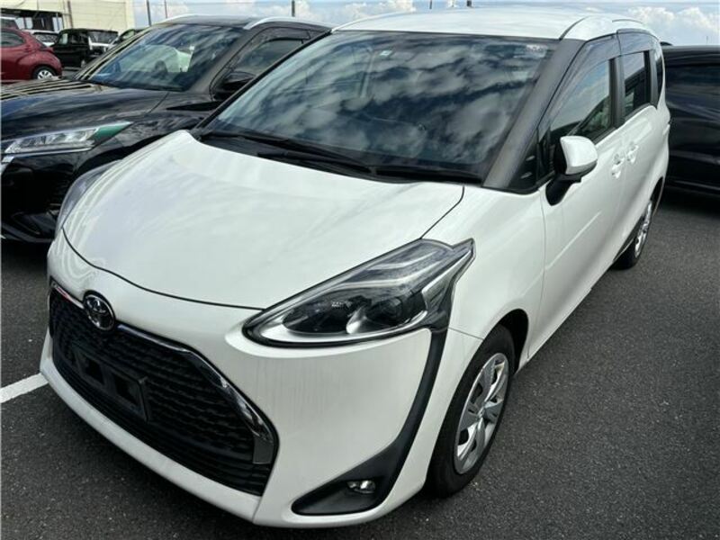 TOYOTA　SIENTA