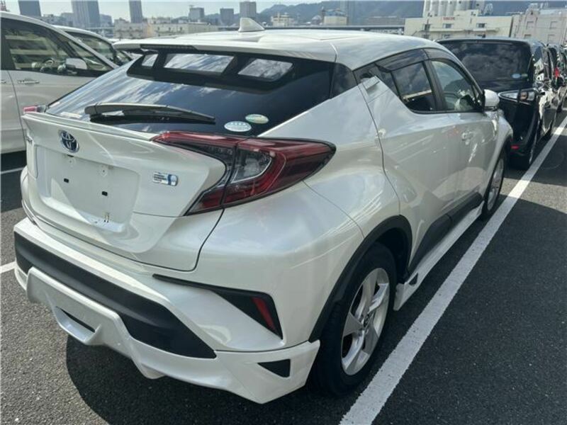 C-HR-5