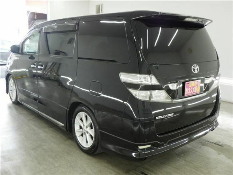 VELLFIRE-1