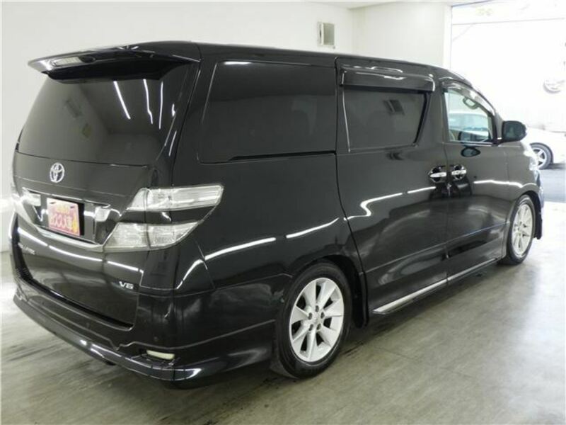 VELLFIRE-4