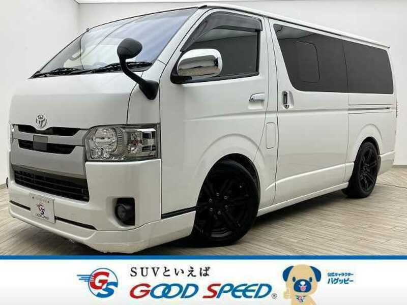 TOYOTA　HIACE VAN