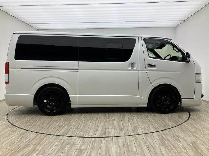 HIACE VAN-14