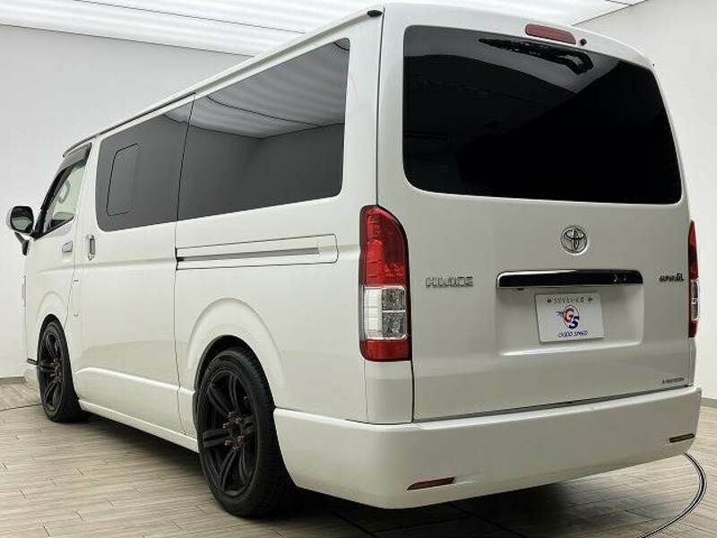 HIACE VAN-16