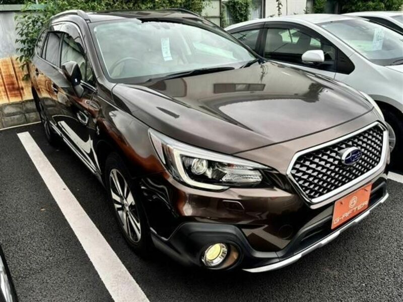 SUBARU　LEGACY OUTBACK