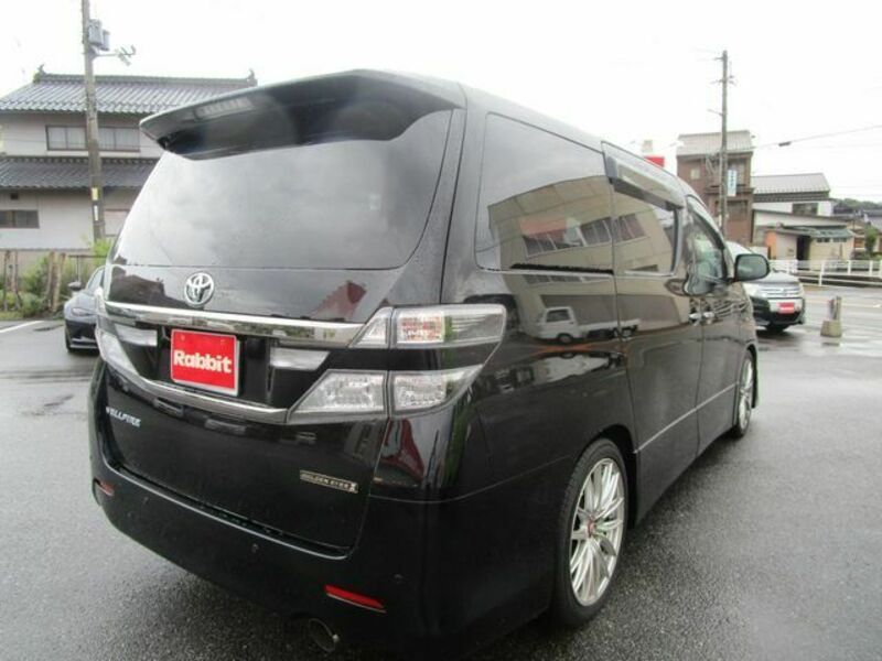 VELLFIRE-7