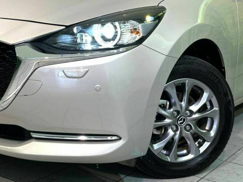 MAZDA2-12