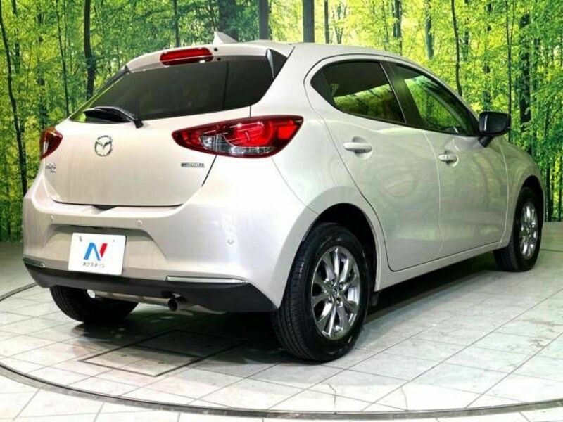 MAZDA2-17