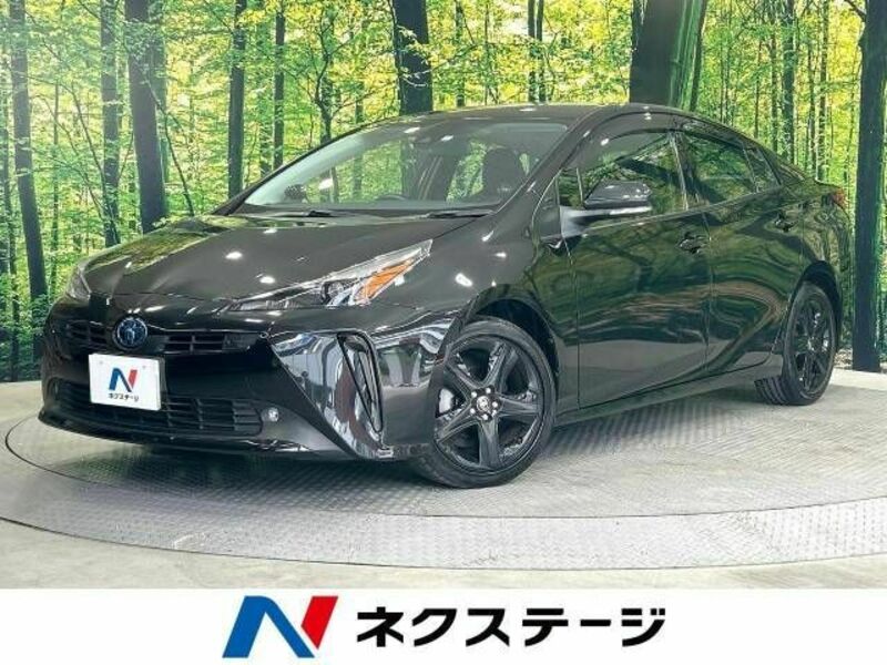 TOYOTA　PRIUS