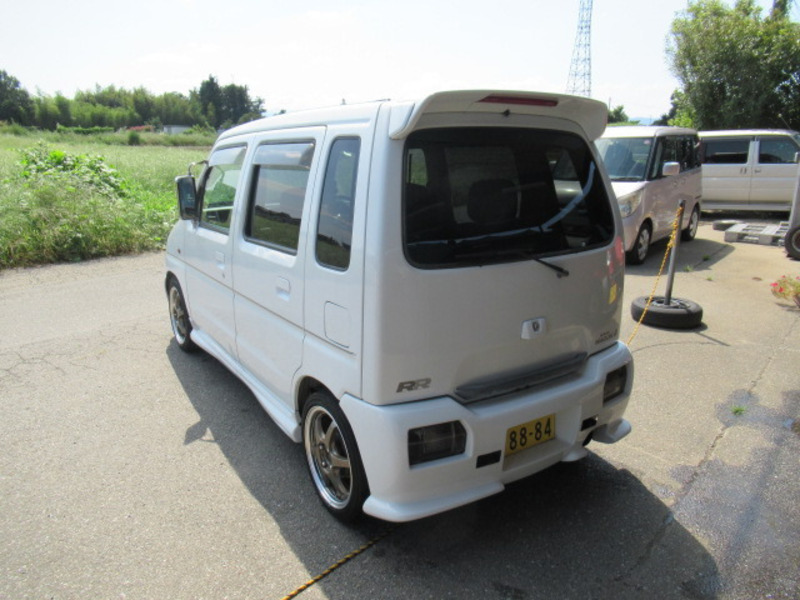 WAGON R-11