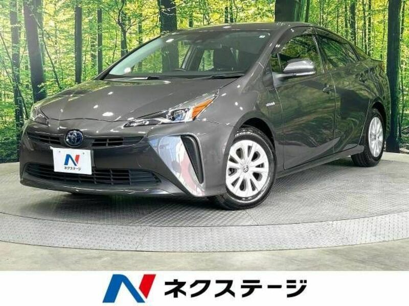 TOYOTA　PRIUS