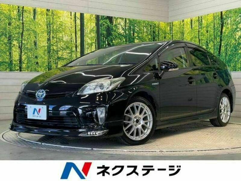 TOYOTA　PRIUS