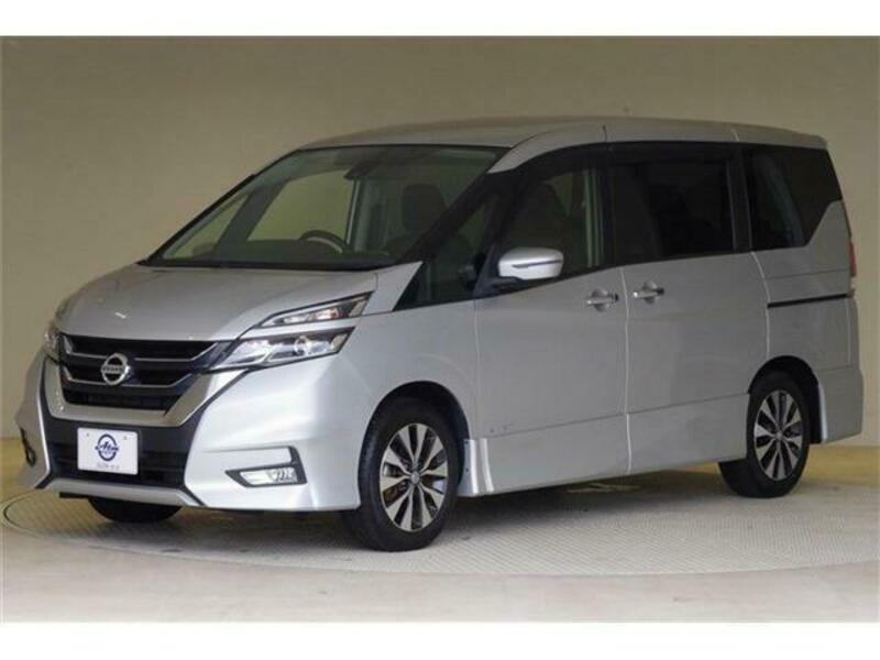 NISSAN　SERENA