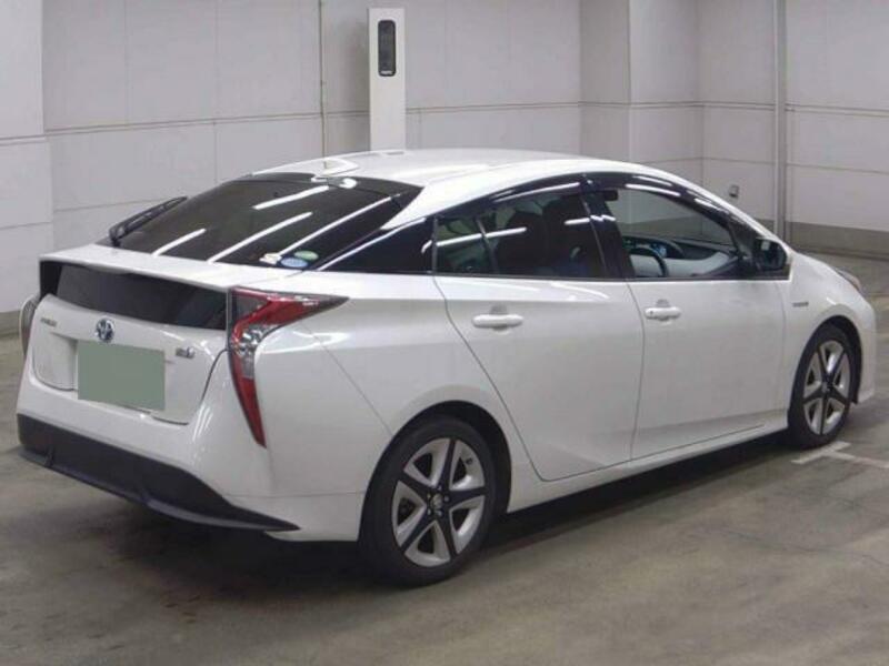 PRIUS-5