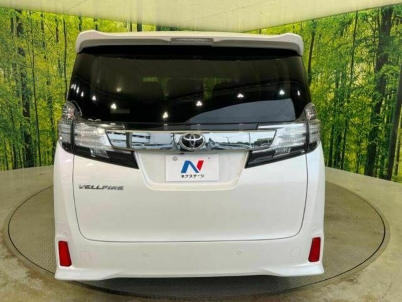 VELLFIRE-16