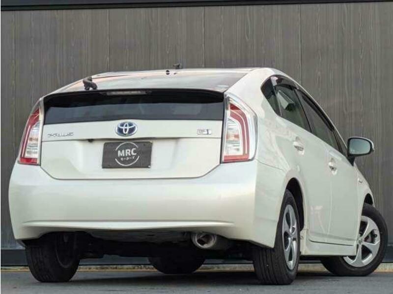 PRIUS-1