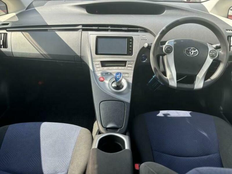 PRIUS-7