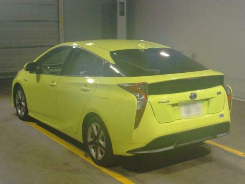 PRIUS-1