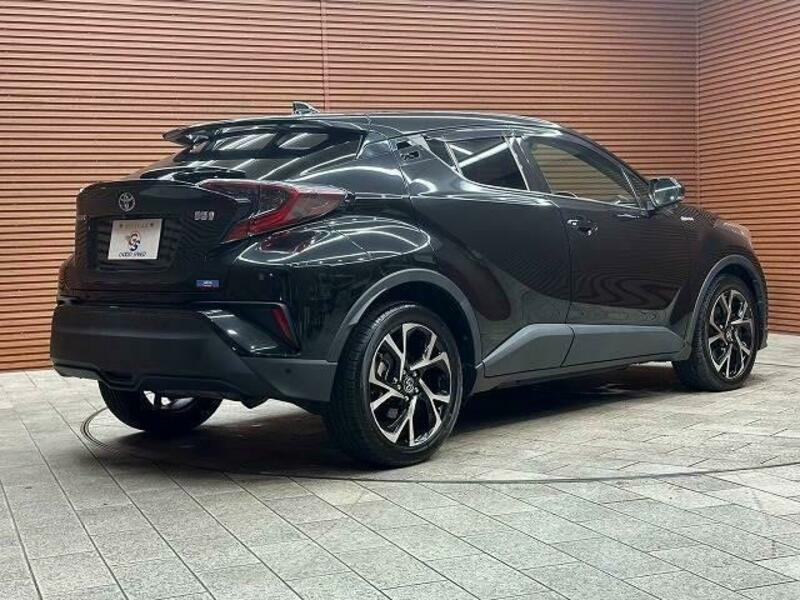 C-HR-16