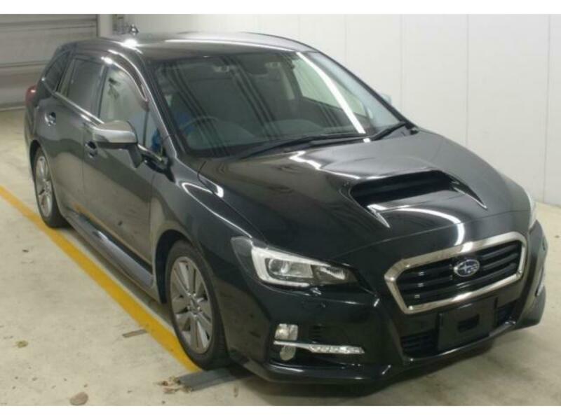 SUBARU　LEVORG