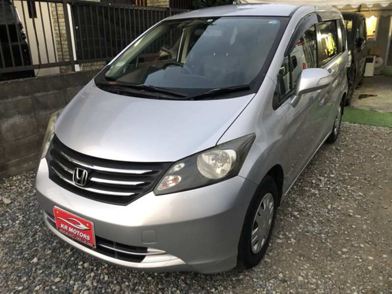 HONDA　FREED